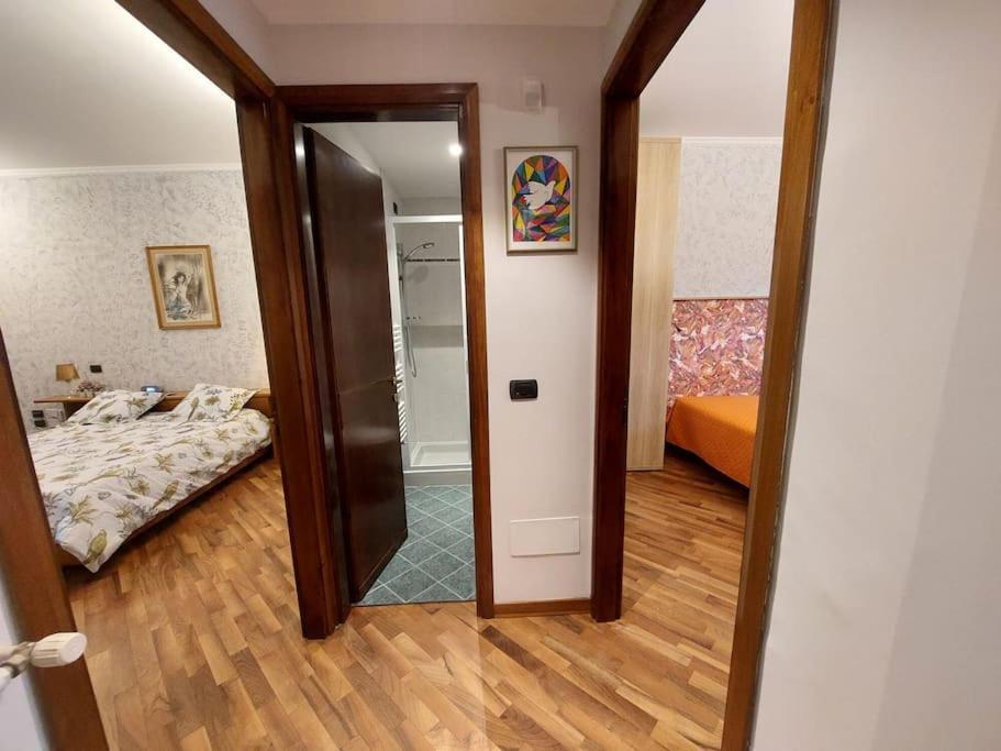 Apartament Lungarno 32 With Private Parking Florencja Zewnętrze zdjęcie
