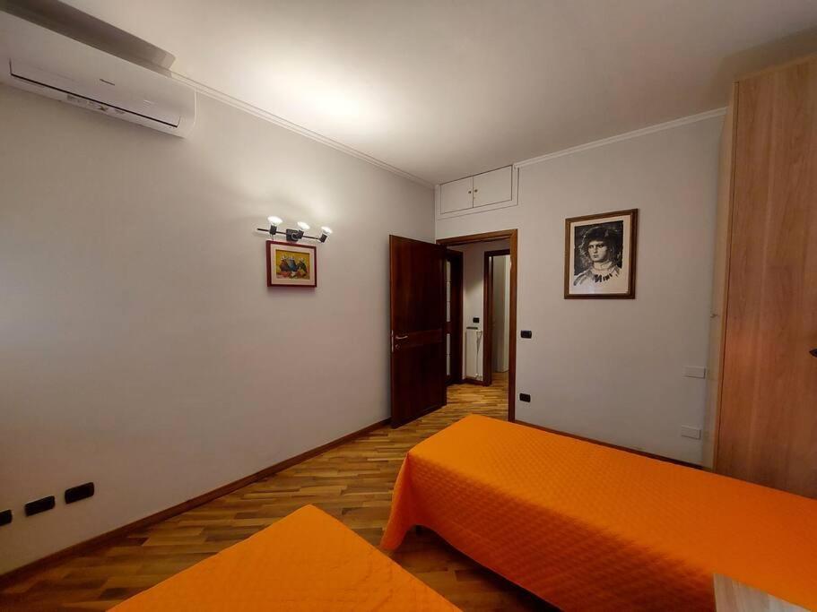 Apartament Lungarno 32 With Private Parking Florencja Zewnętrze zdjęcie