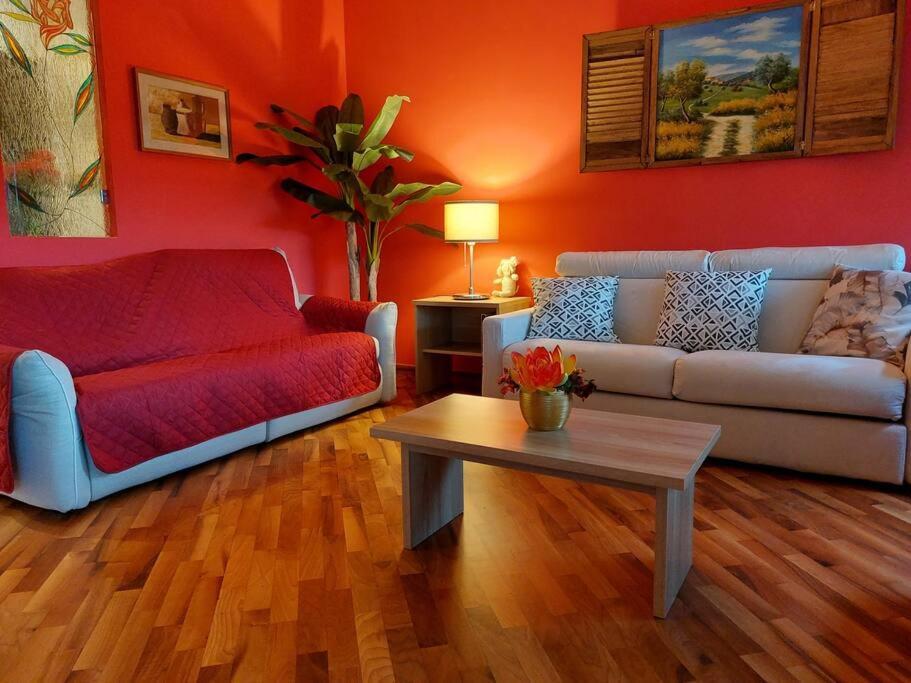 Apartament Lungarno 32 With Private Parking Florencja Zewnętrze zdjęcie