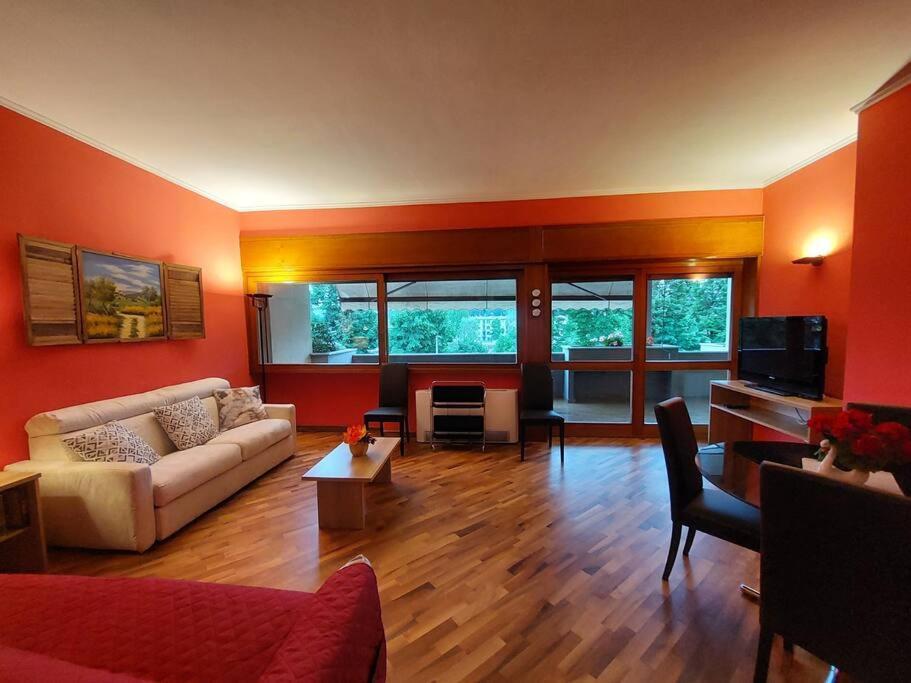 Apartament Lungarno 32 With Private Parking Florencja Zewnętrze zdjęcie