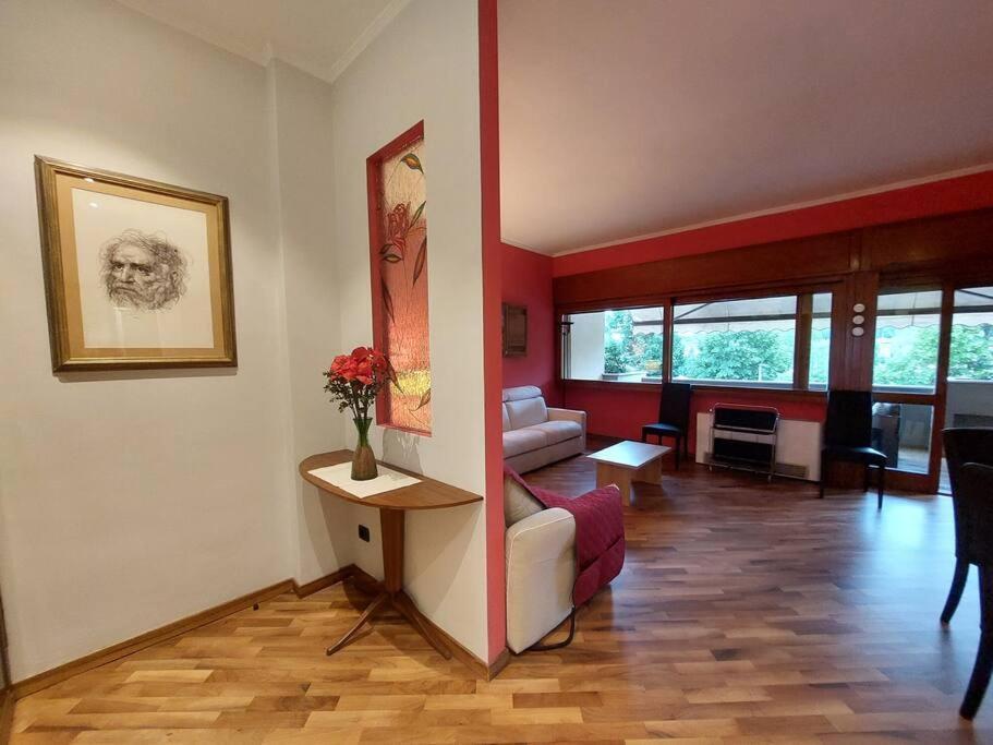 Apartament Lungarno 32 With Private Parking Florencja Zewnętrze zdjęcie